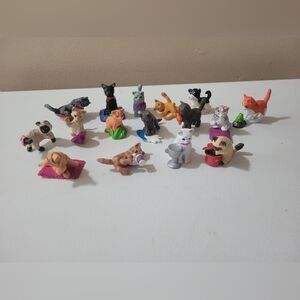 Vintage Kitty in My Pocket PVC Figures Set of 16  MEG 1994